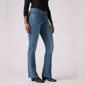 Levi’s Shaping Bootcut Jean